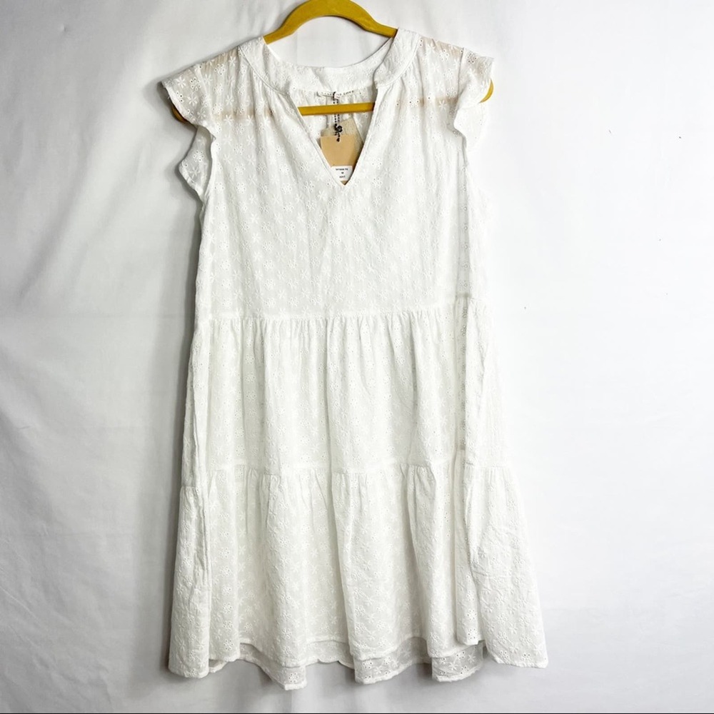 LABEL OF LOVE White Eyelet Short Sleeve Dress NWT Medium